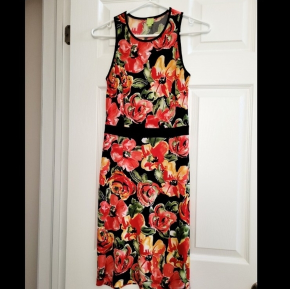 Xs - Tristan - Bodycon sleveless floral dress - Picture 1 of 11